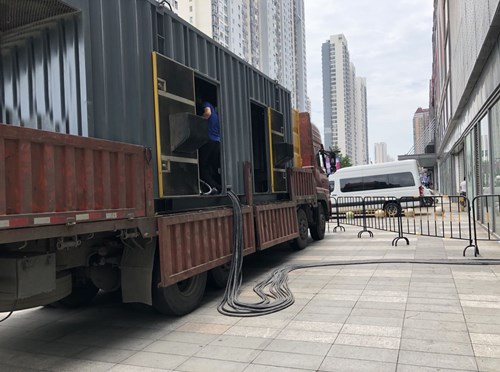 和庆镇冷却液不足的情况下如何检查柴油发电机组？